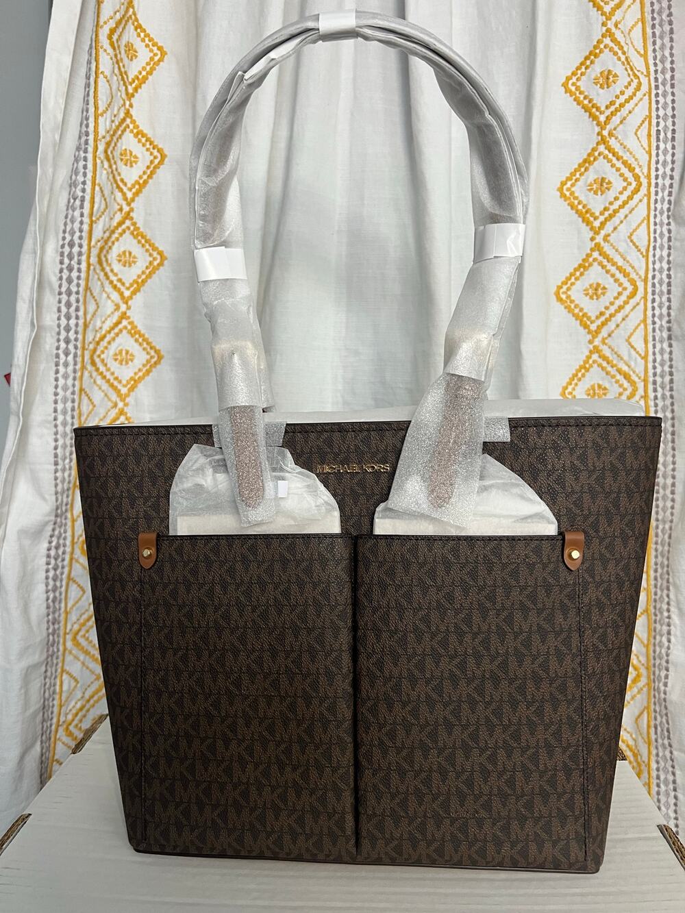 Michael Kors Womens Jet Set Travel Medium Double Pocket Tote Brown